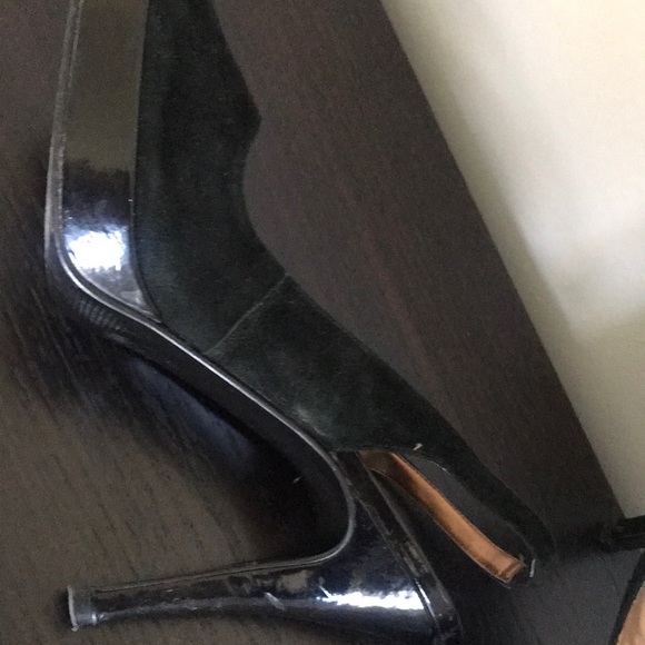 Carlos Santana BlackSuede Platform Slingback Pumps - Picture 2 of 3